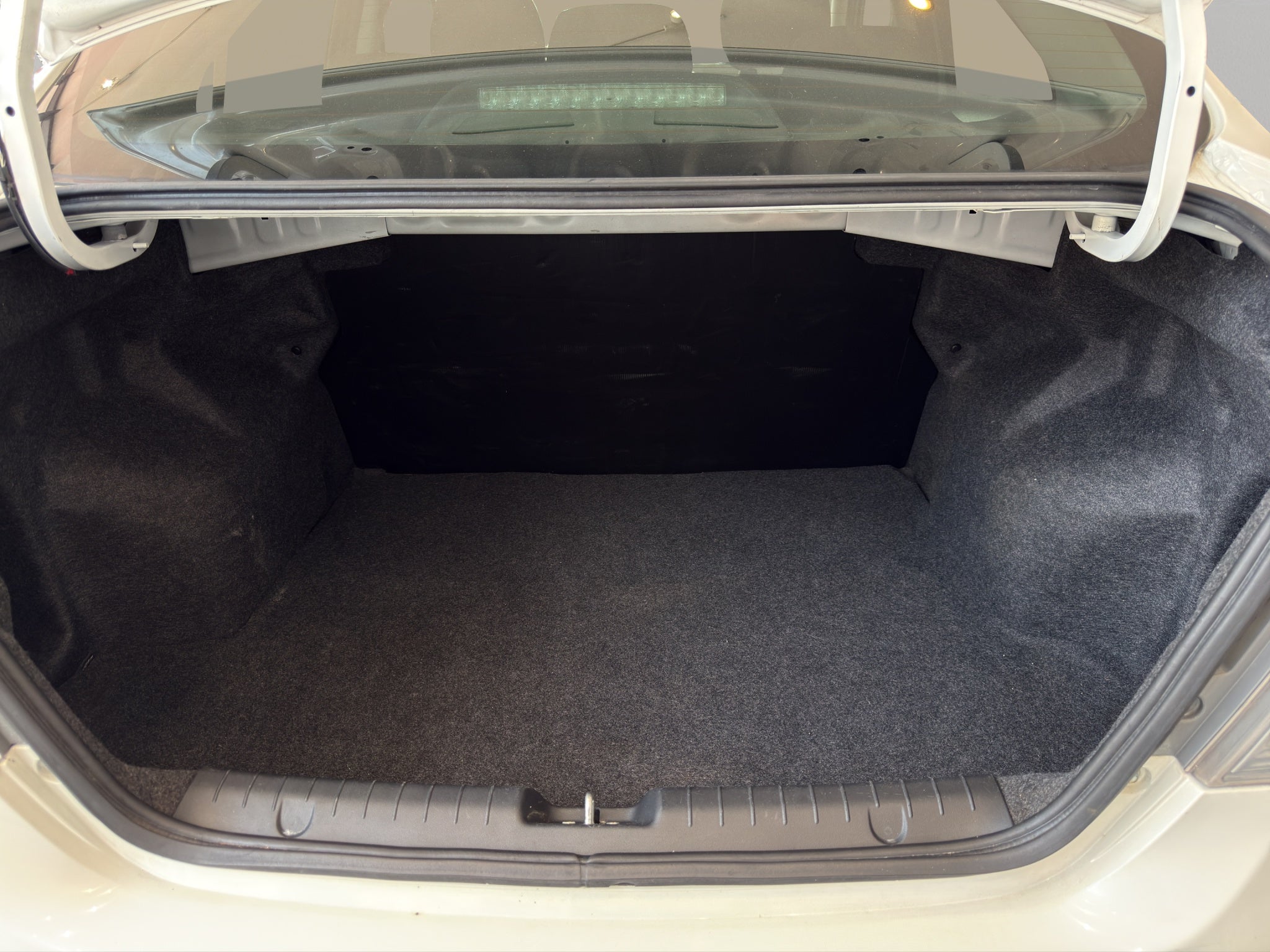 2022 Dodge Attitude 4 pts. SXT, 1.2l, TM5, a/ac., VE, f. niebla, RA-15