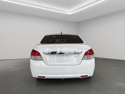 2022 Dodge Attitude 4 pts. SXT, 1.2l, TM5, a/ac., VE, f. niebla, RA-15