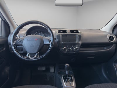 2022 Dodge Attitude 4 pts. SXT, 1.2l, TM5, a/ac., VE, f. niebla, RA-15