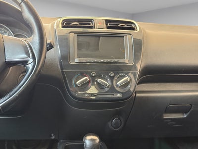 2022 Dodge Attitude 4 pts. SXT, 1.2l, TM5, a/ac., VE, f. niebla, RA-15