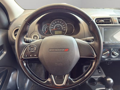 2022 Dodge Attitude 4 pts. SXT, 1.2l, TM5, a/ac., VE, f. niebla, RA-15