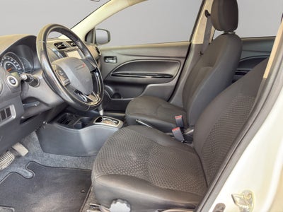 2022 Dodge Attitude 4 pts. SXT, 1.2l, TM5, a/ac., VE, f. niebla, RA-15