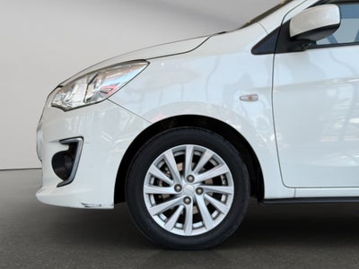 2022 Dodge Attitude 4 pts. SXT, 1.2l, TM5, a/ac., VE, f. niebla, RA-15