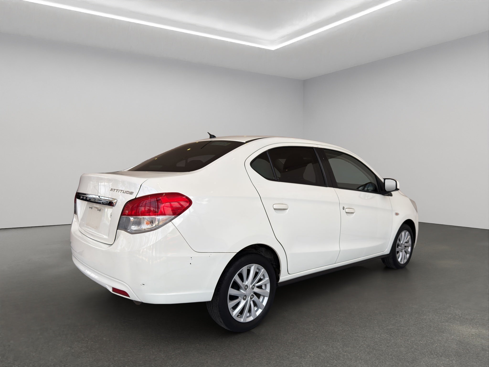 2022 Dodge Attitude 4 pts. SXT, 1.2l, TM5, a/ac., VE, f. niebla, RA-15