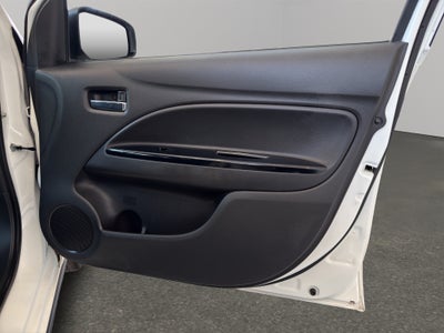 2022 Dodge Attitude 4 pts. SXT, 1.2l, TM5, a/ac., VE, f. niebla, RA-15