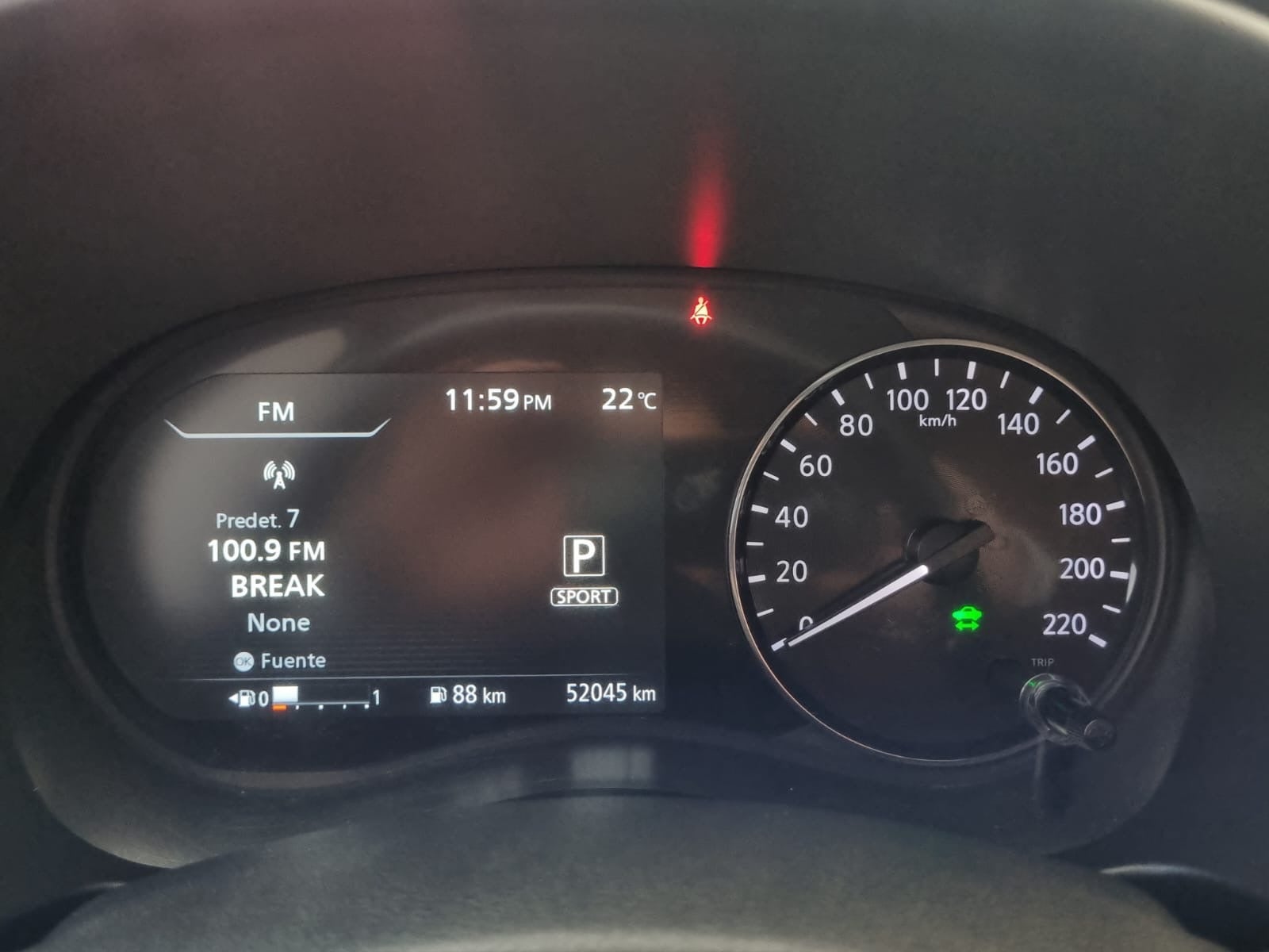 2024 Nissan Kicks VUD 5 pts. Platinum e-Power, E-REV, TA, piel, ADAS, RA-17 (línea anterior)