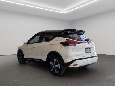 2024 Nissan Kicks VUD 5 pts. Platinum e-Power, E-REV, TA, piel, ADAS, RA-17 (línea anterior)