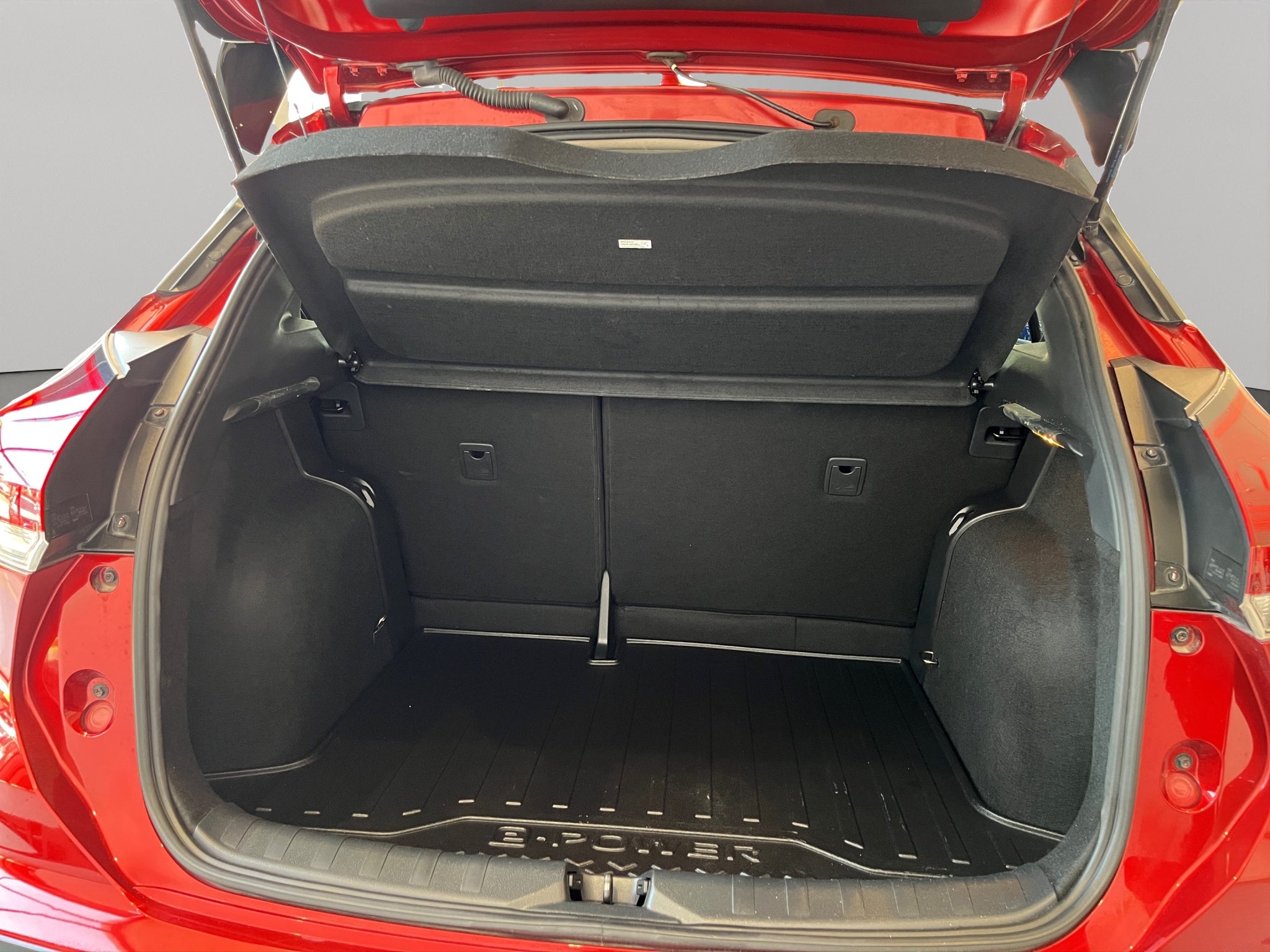 2023 Nissan Kicks VUD 5 pts. Platinum e-Power, E-REV, TA, piel, ADAS, RA-17