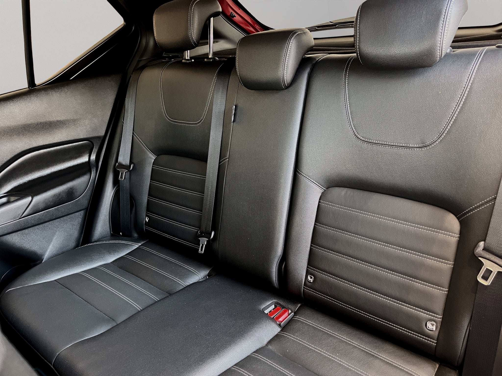 2023 Nissan Kicks VUD 5 pts. Platinum e-Power, E-REV, TA, piel, ADAS, RA-17