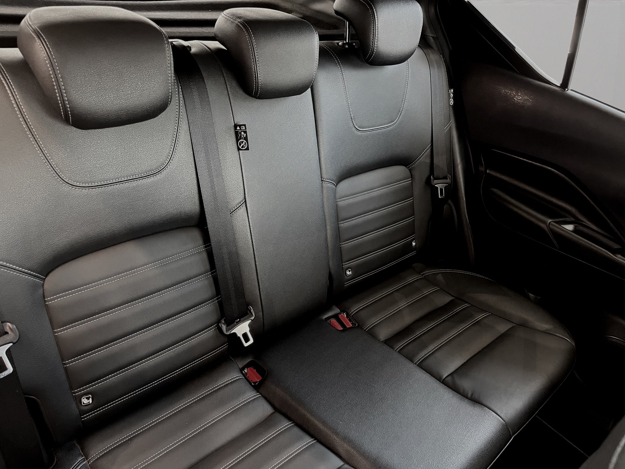 2023 Nissan Kicks VUD 5 pts. Platinum e-Power, E-REV, TA, piel, ADAS, RA-17