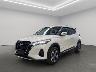 2025 Nissan Kicks VUD 5 pts. Play Exclusive e-Power, E-REV, TA, piel, RA-17 (línea nueva)
