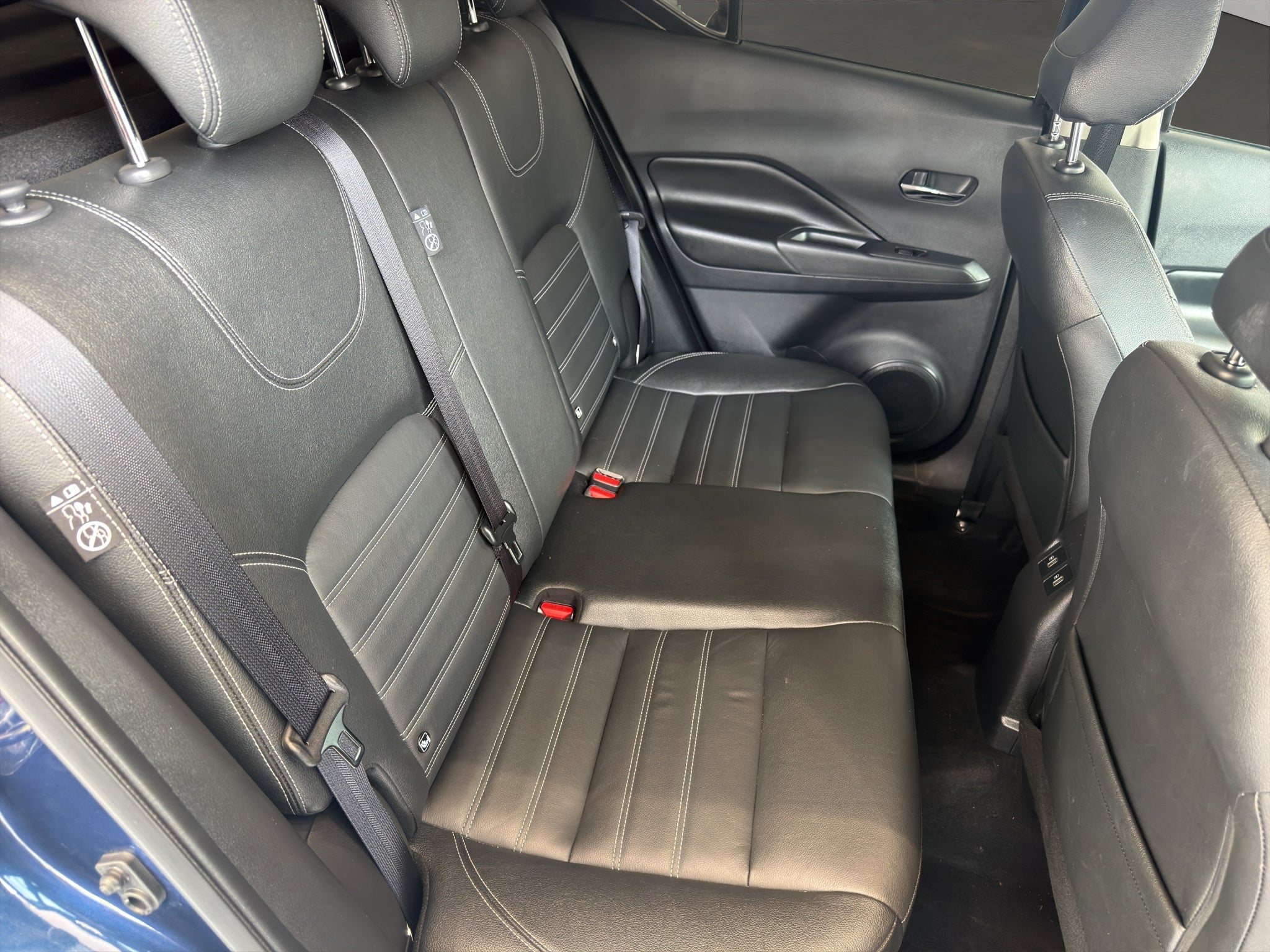 2024 Nissan Kicks VUD 5 pts. Platinum e-Power, E-REV, TA, piel, ADAS, RA-17 (línea anterior)