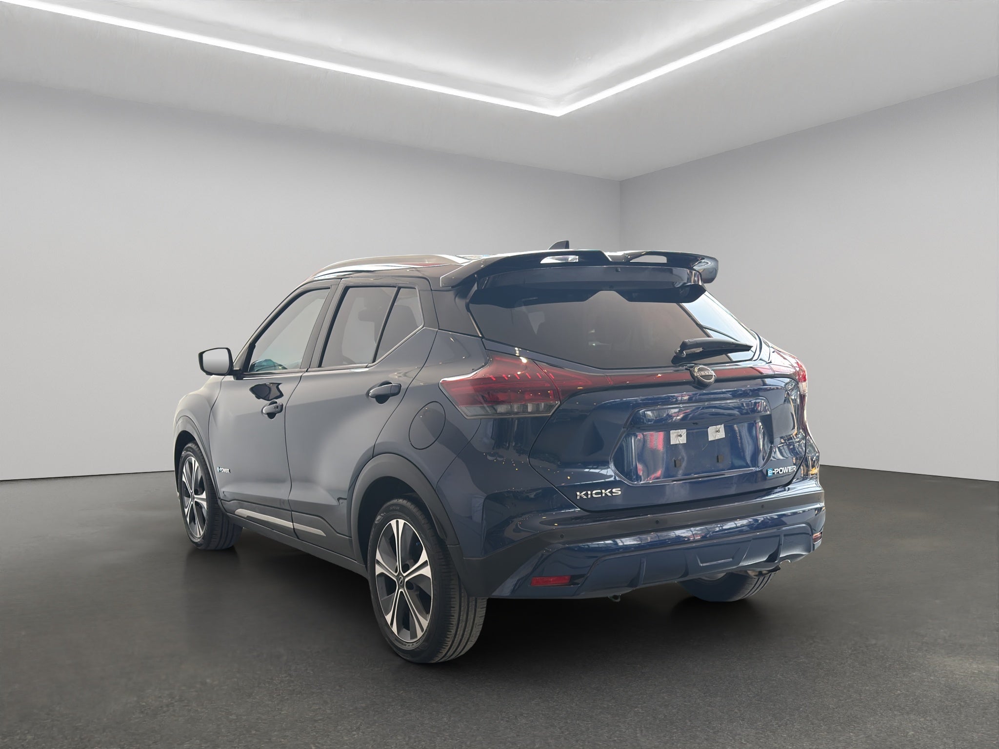 2024 Nissan Kicks VUD 5 pts. Platinum e-Power, E-REV, TA, piel, ADAS, RA-17 (línea anterior)