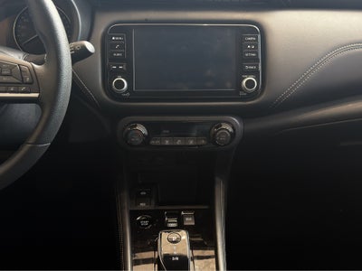 2024 Nissan Kicks VUD 5 pts. Platinum e-Power, E-REV, TA, piel, ADAS, RA-17 (línea anterior)