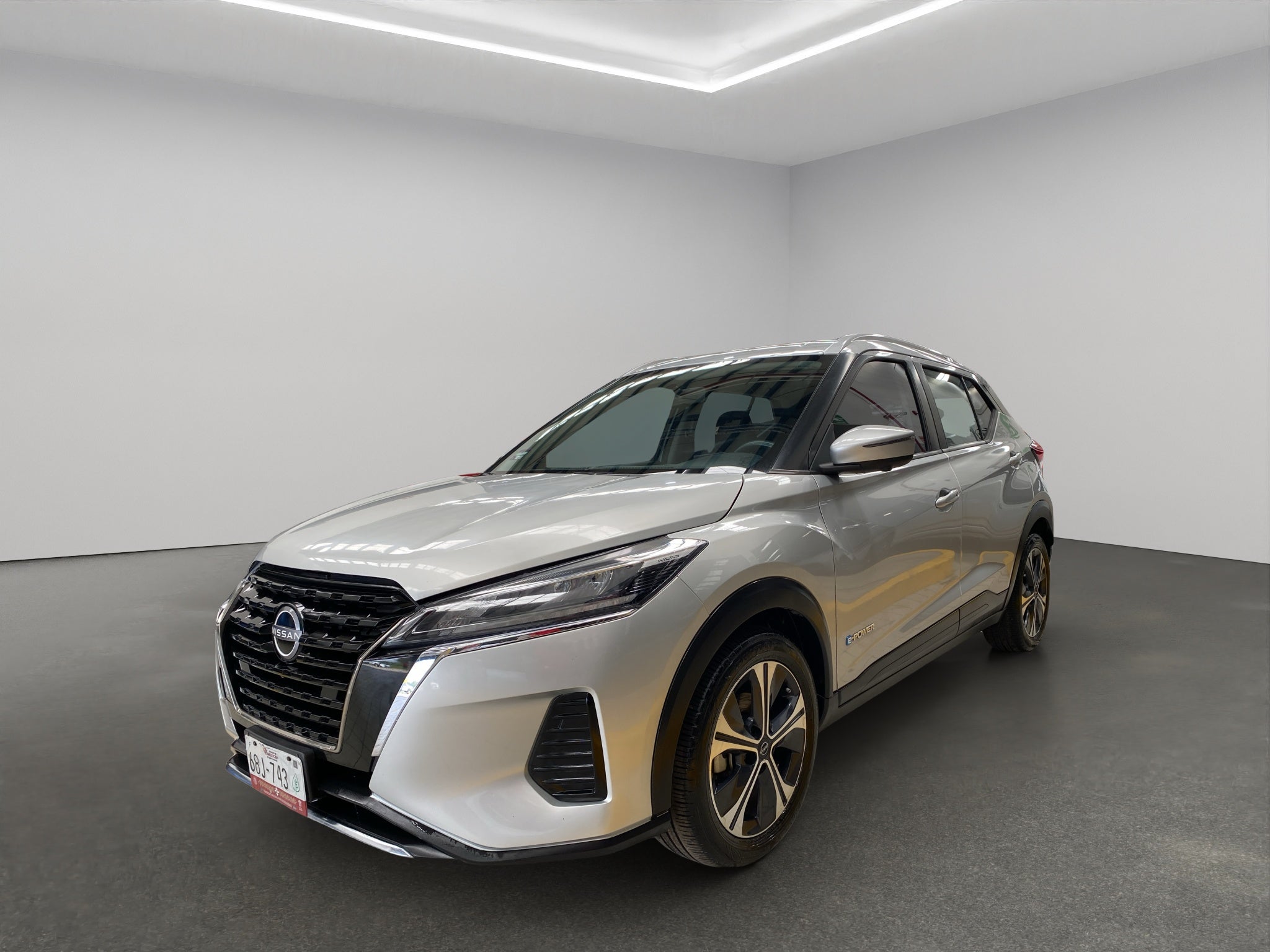 2024 Nissan Kicks VUD 5 pts. Advance e-Power, E-REV, TA, RA-17 (línea anterior)