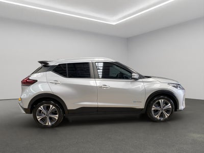 2024 Nissan Kicks VUD 5 pts. Advance e-Power, E-REV, TA, RA-17 (línea anterior)