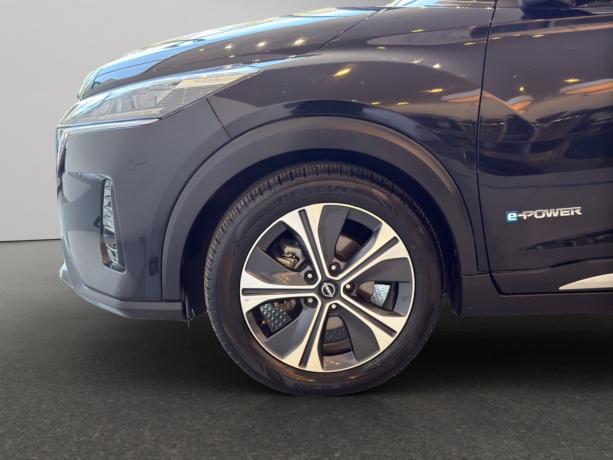 2023 Nissan Kicks VUD 5 pts. Exclusive e-Power, E-REV, TA, piel, RA-17