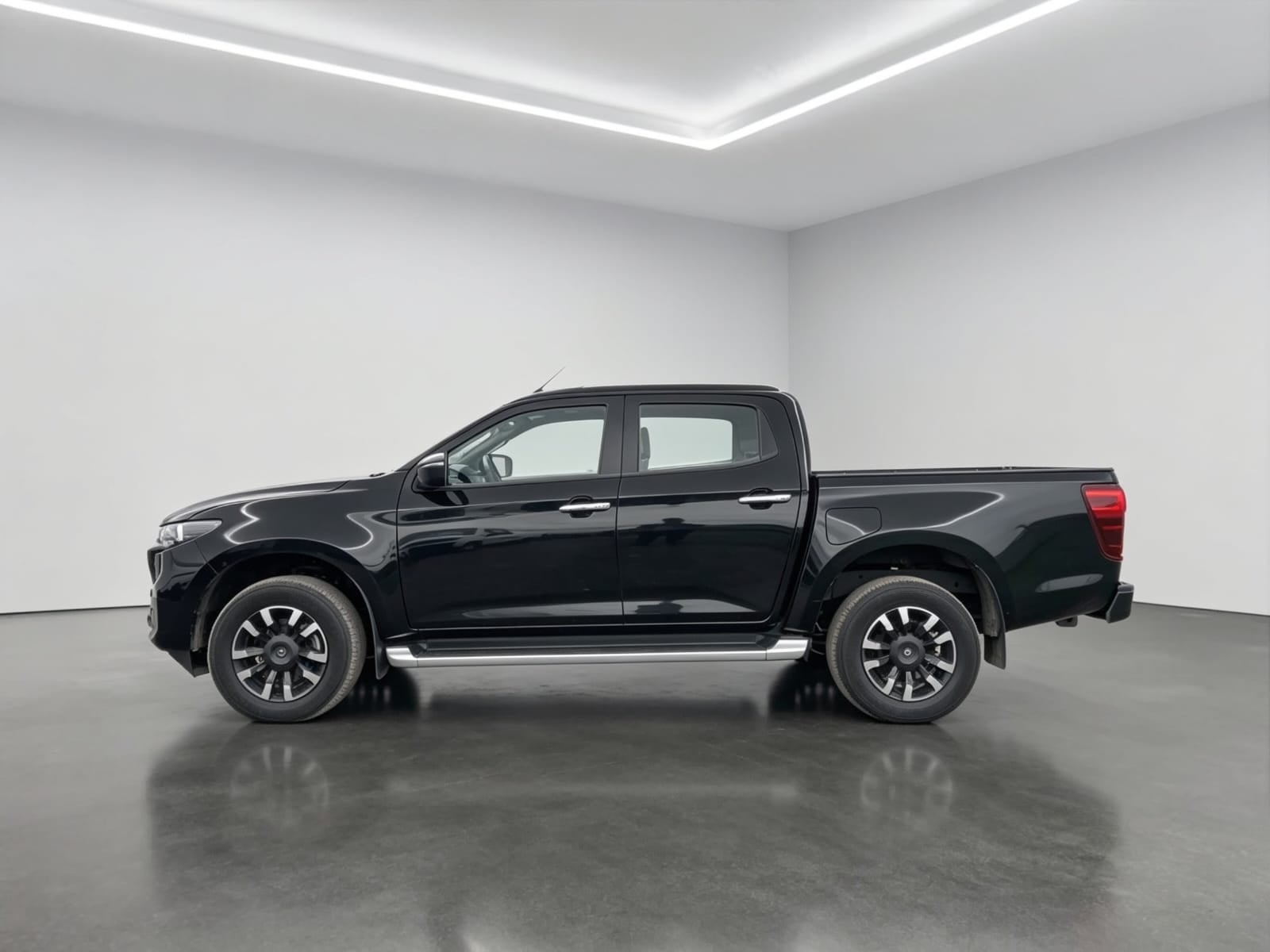 2025 Mazda Comerciales BT-50 Pick-Up 4 pts. Signature, 3.0TD, TA, piel, RA-18