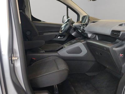 2026 Peugeot Rifter Minivan 5 pts. Allure Pack PureTech, 1.2T, TA, a/ac., 7 pas., R-16