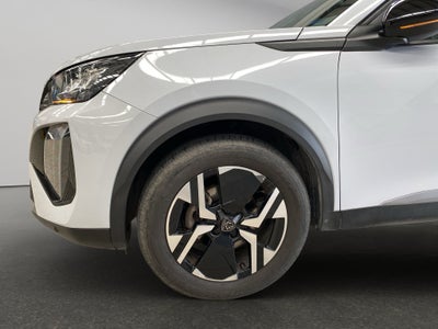 2025 Peugeot 2008 VUD 5 pts. Allure, 1.2T, TA, pantalla touch 10