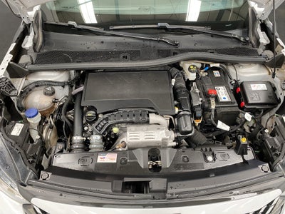 2025 Peugeot 2008 VUD 5 pts. Allure Pack, 1.2T, TA, TP, pantalla touch 10