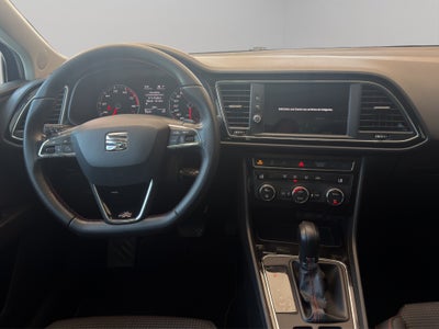 2018 Seat León 3 pts. FR, 180 HP, 1.8T, DSG, climatronic, tela/piel, QC, f. led, RA-18