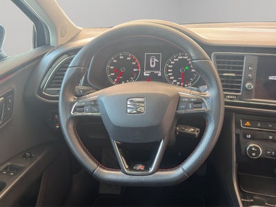 2018 Seat León 3 pts. FR, 180 HP, 1.8T, DSG, climatronic, tela/piel, QC, f. led, RA-18