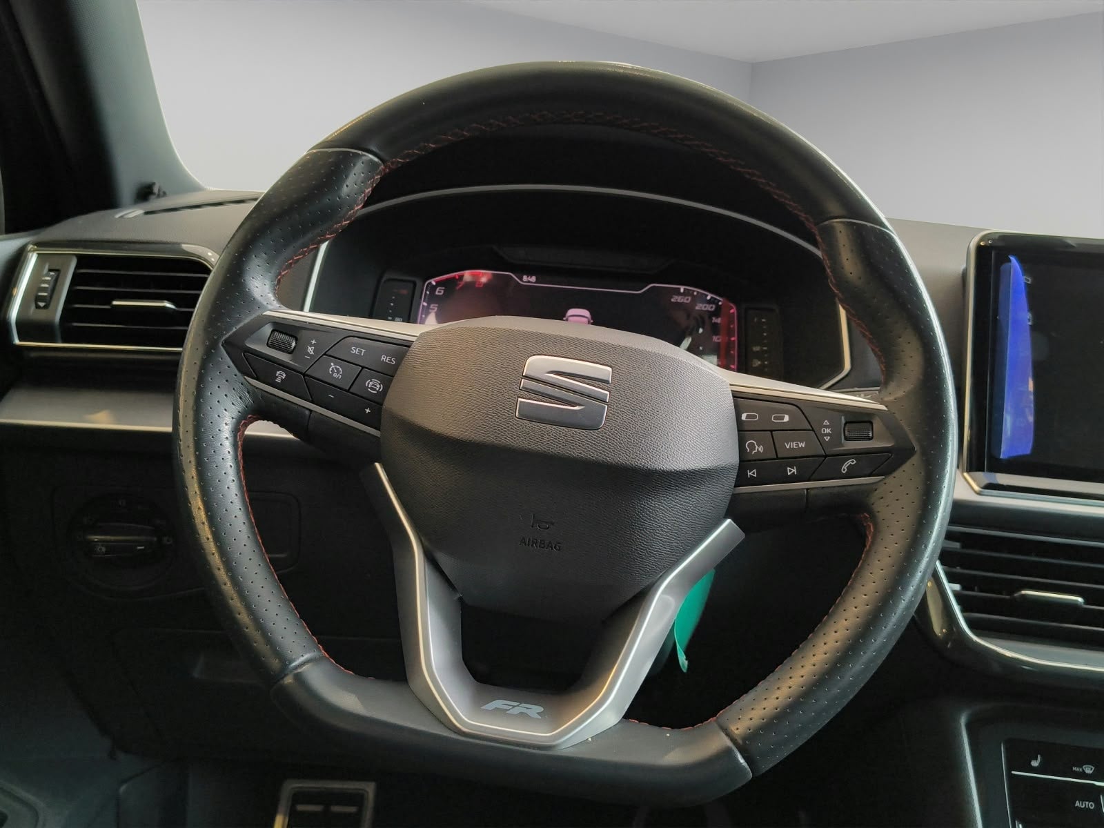 2024 Seat Tarraco VUD 5 pts. FR, 150 HP, 1.4T, DSG, TP, s. Beats, f. led, 5 pas., RA-19
