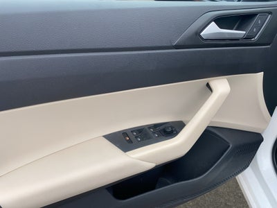 2024 Volkswagen Virtus 4 pts. Trendline, 1.6l, TM5, a/ac., R-15